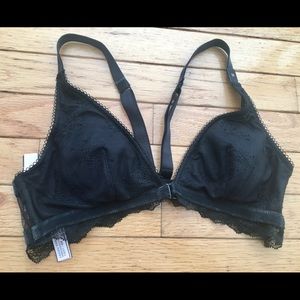 Victoria Secret lace bra let NWT!